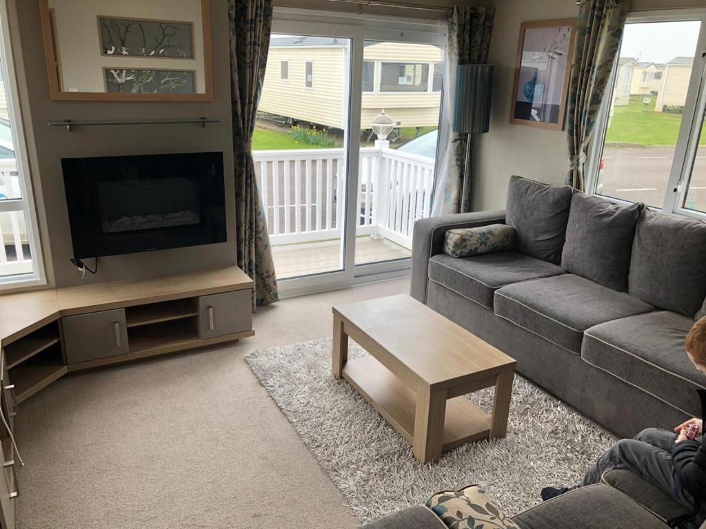 The Sherbourne Villa Selsey Exterior photo